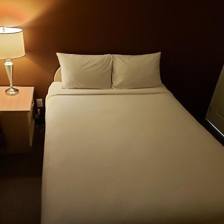 Shemron Suites Hotel Deep River Eksteriør billede
