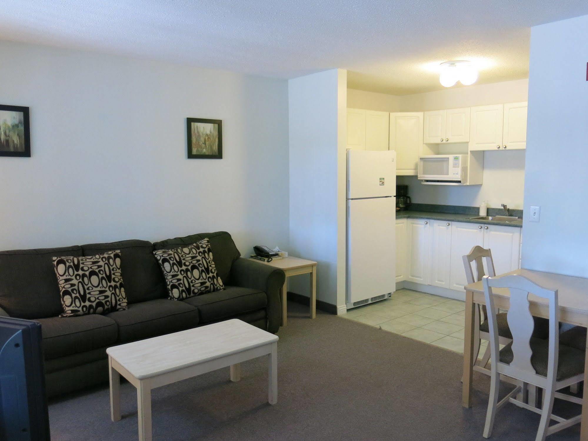Shemron Suites Hotel Deep River Eksteriør billede