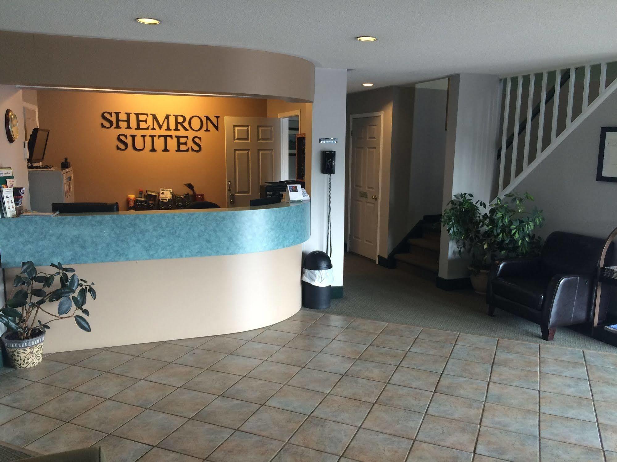 Shemron Suites Hotel Deep River Eksteriør billede