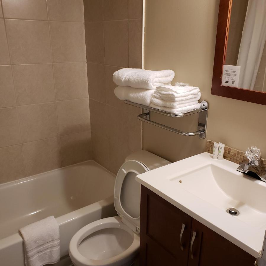 Shemron Suites Hotel Deep River Eksteriør billede